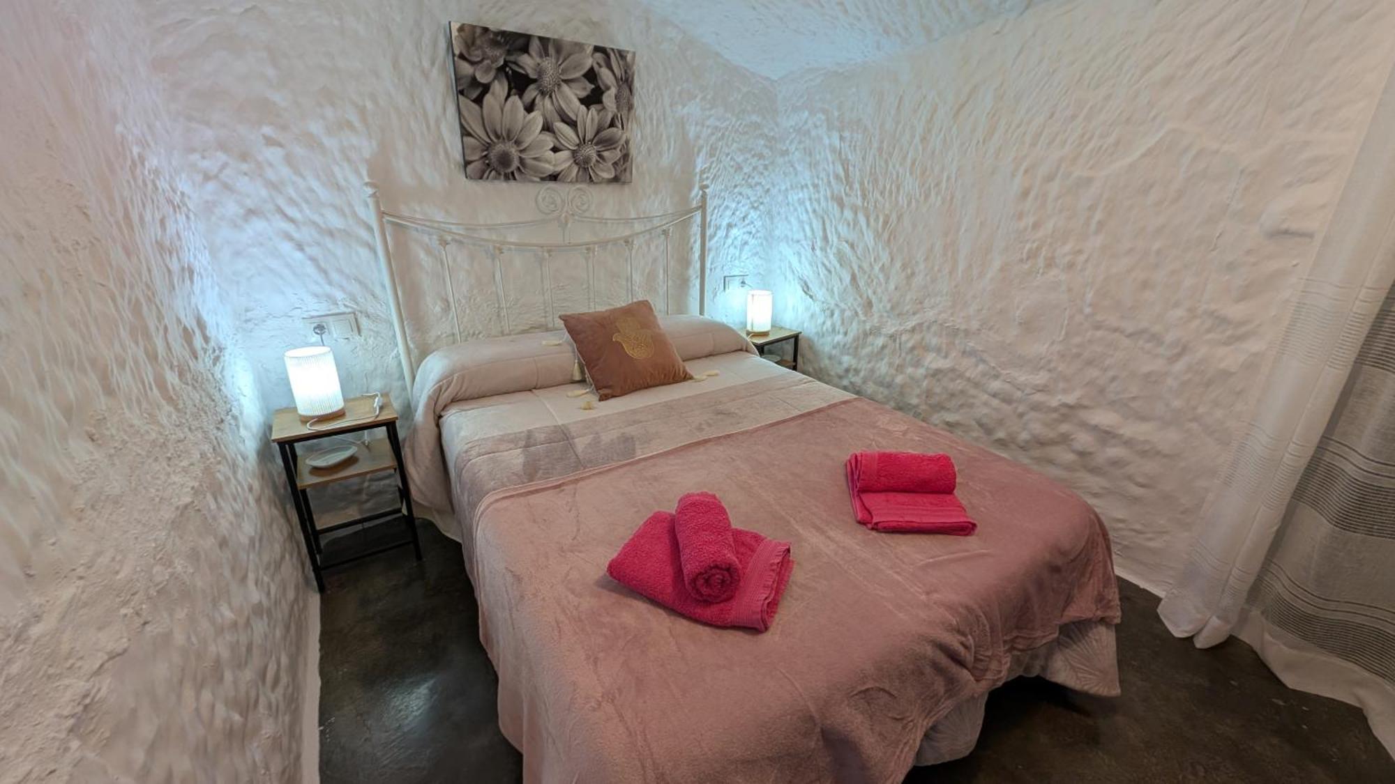 הוילה Gorafe Cueva Rincon Bustamante מראה חיצוני תמונה